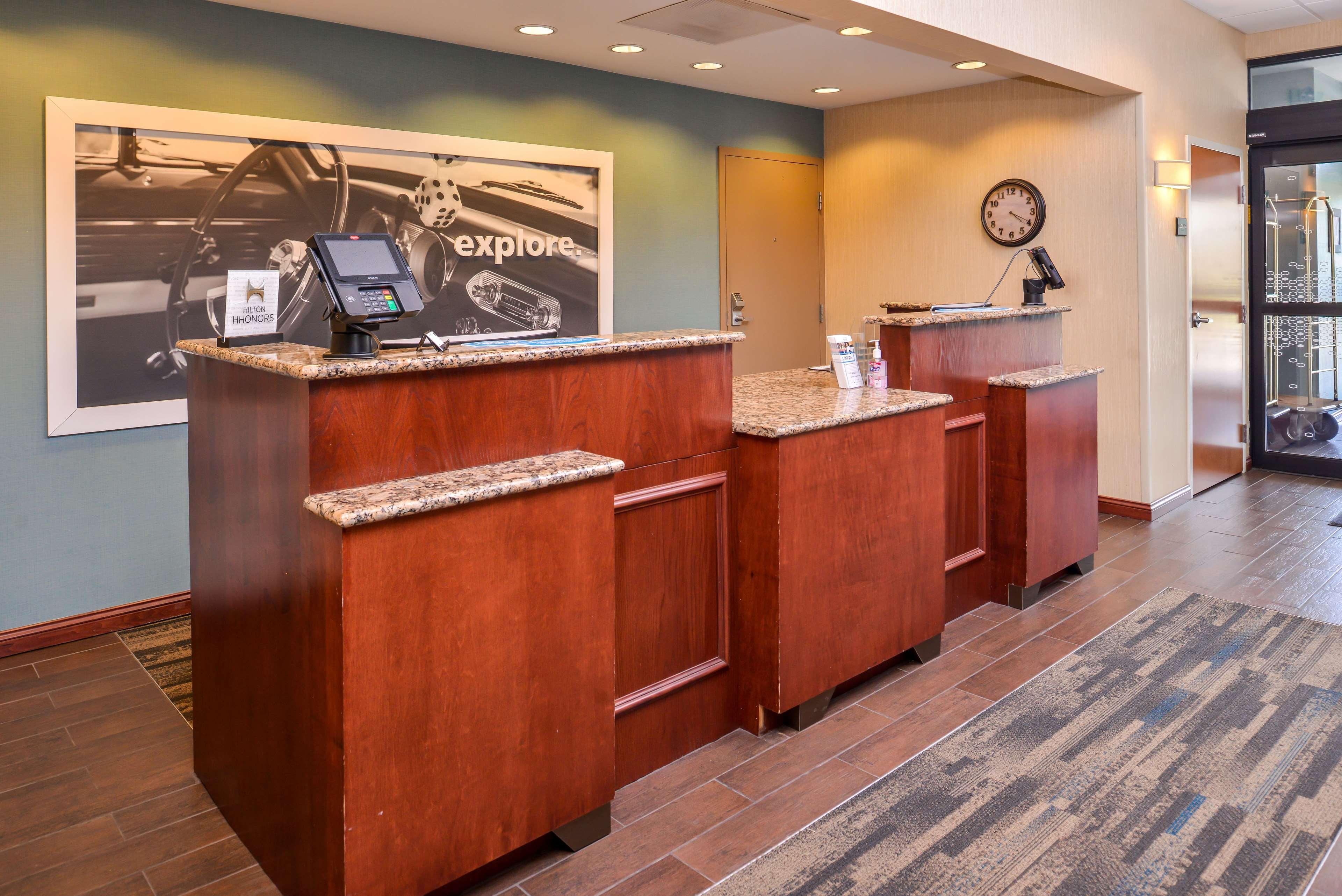 Hampton Inn York Buitenkant foto