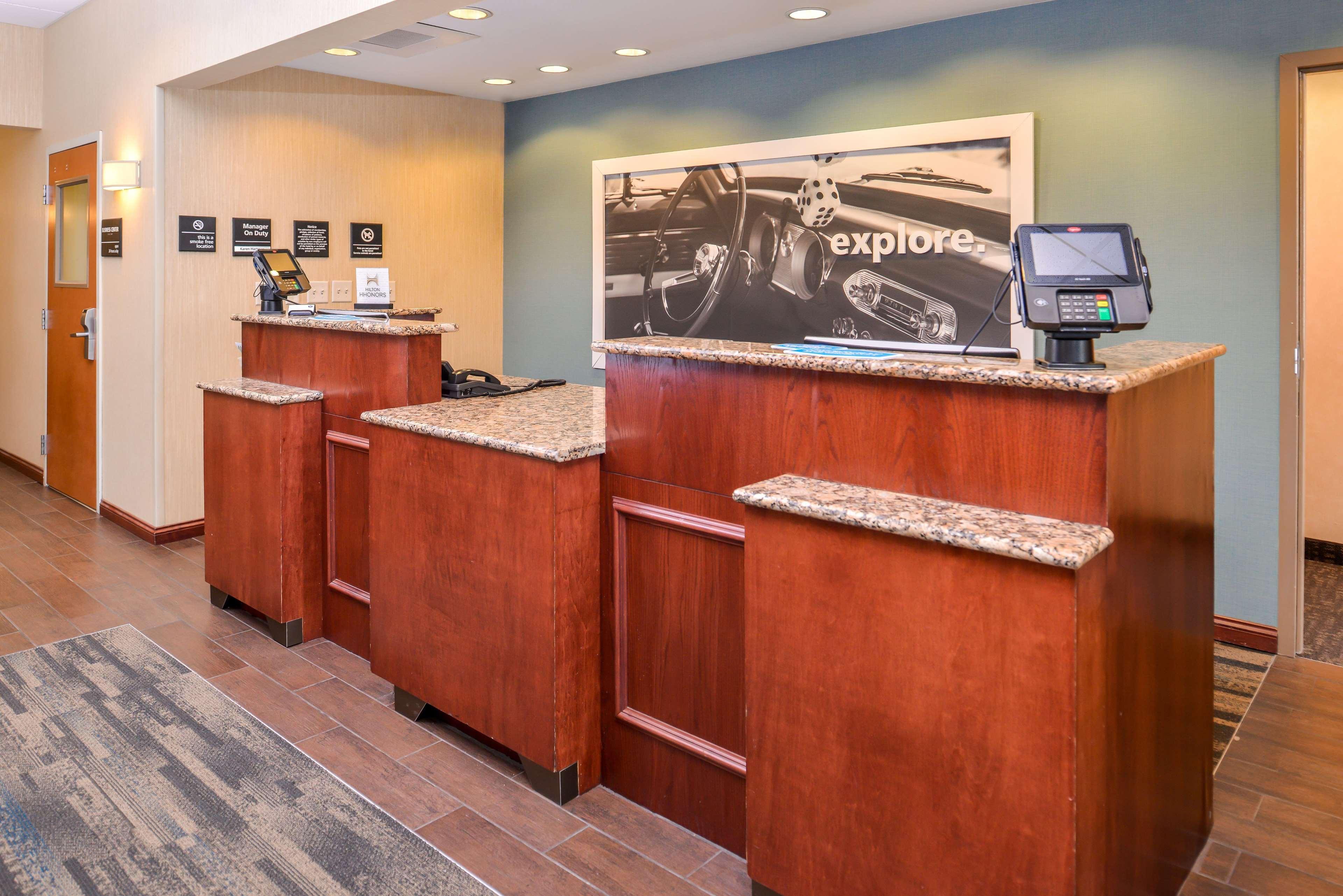 Hampton Inn York Buitenkant foto