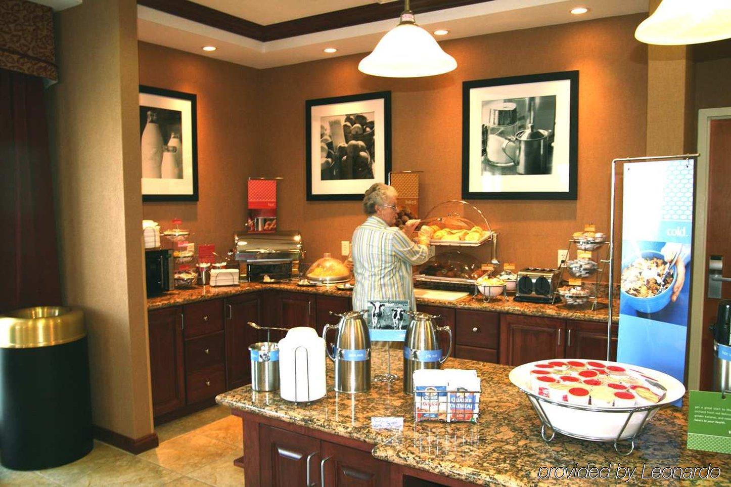 Hampton Inn York Restaurant foto